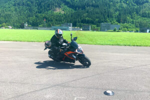 Fahrschule Daniel Gerber (Bern, Thun), Fahrsicherheitstraining Motorrad (Caremotion)