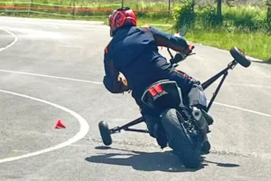 Fahrschule Daniel Gerber (Bern, Thun), Schräglagentraining Motorrad